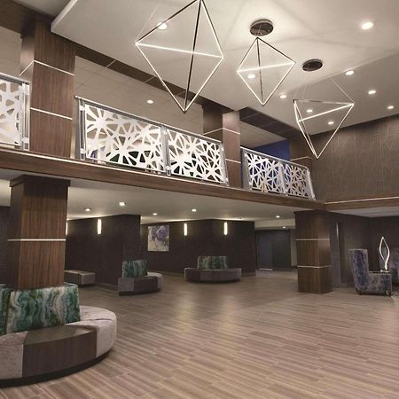 Radisson Hotel McAllen Airport Buitenkant foto